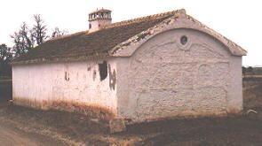cuarto.jpg (11600 bytes)