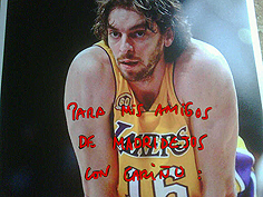 Lleg� desde Los �ngeles (18-2-2010), gracias a Pedro-Antonio. Pau Gasol es amigo de Madridejos
